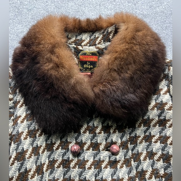 Vintage Wool Houndstooth Coat w/ Real Fur Collar & Cuffs | Fox | Mid-Century - Picture 2 of 13